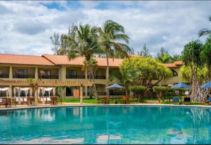 Sun City Rota Das Emocoes Camocim Buitenkant foto